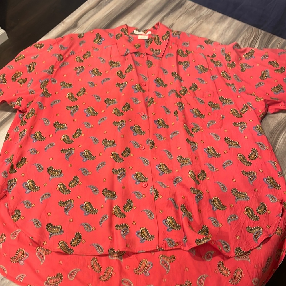 Anne Pinkerton Red Paisley Short Sleeve Button Down